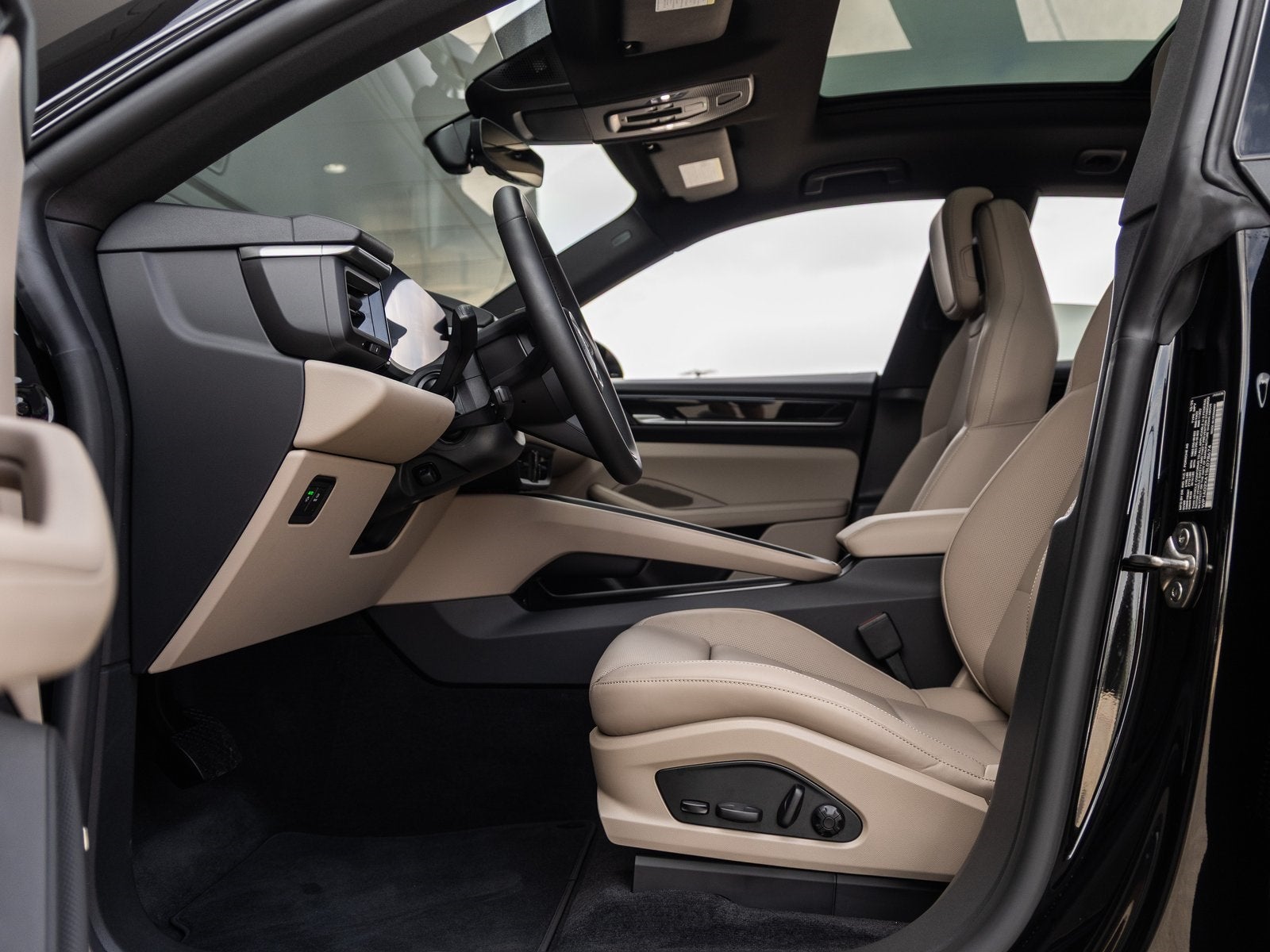 2025 Porsche Macan Electric Electric