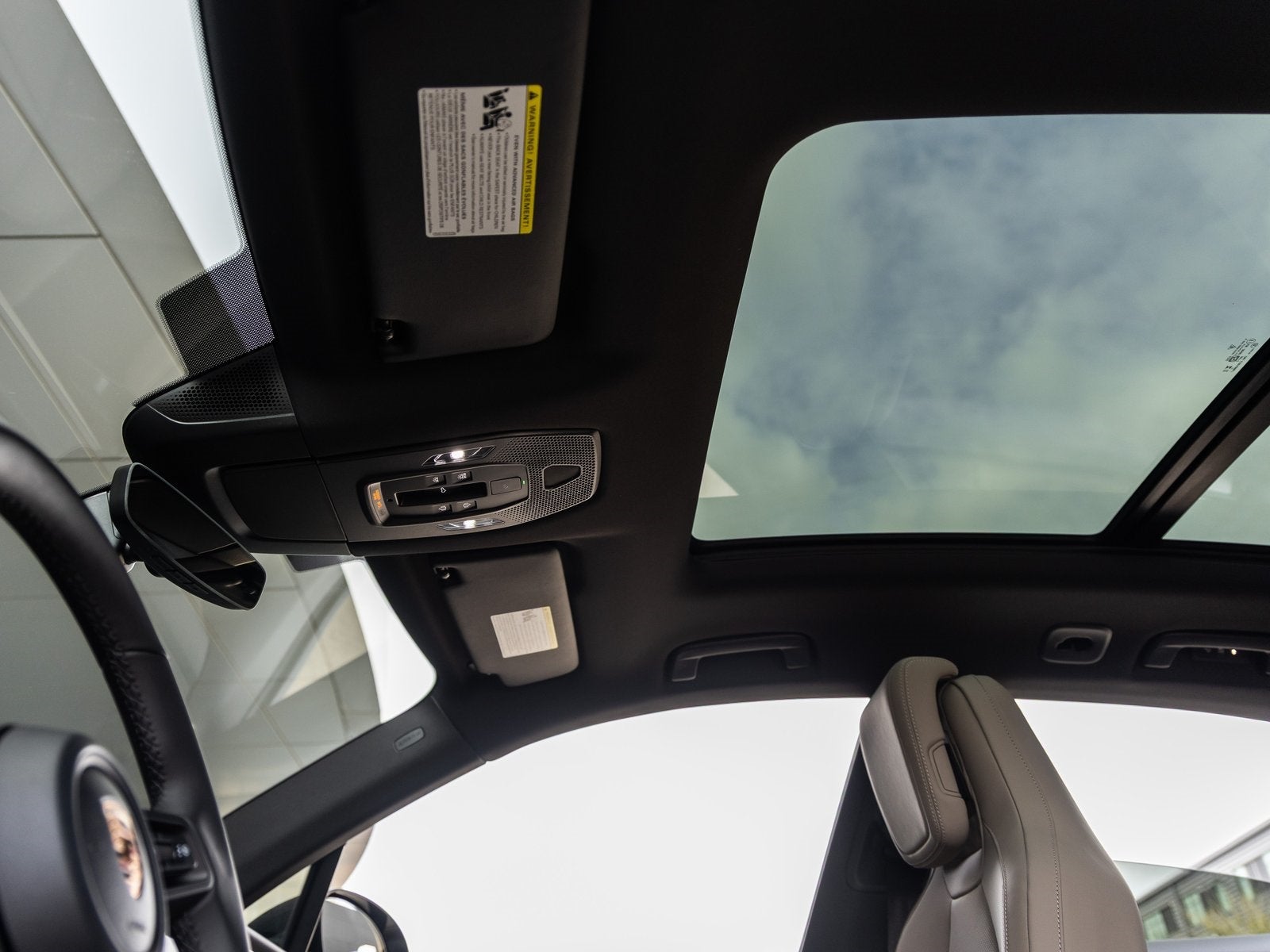 2025 Porsche Macan Electric Electric