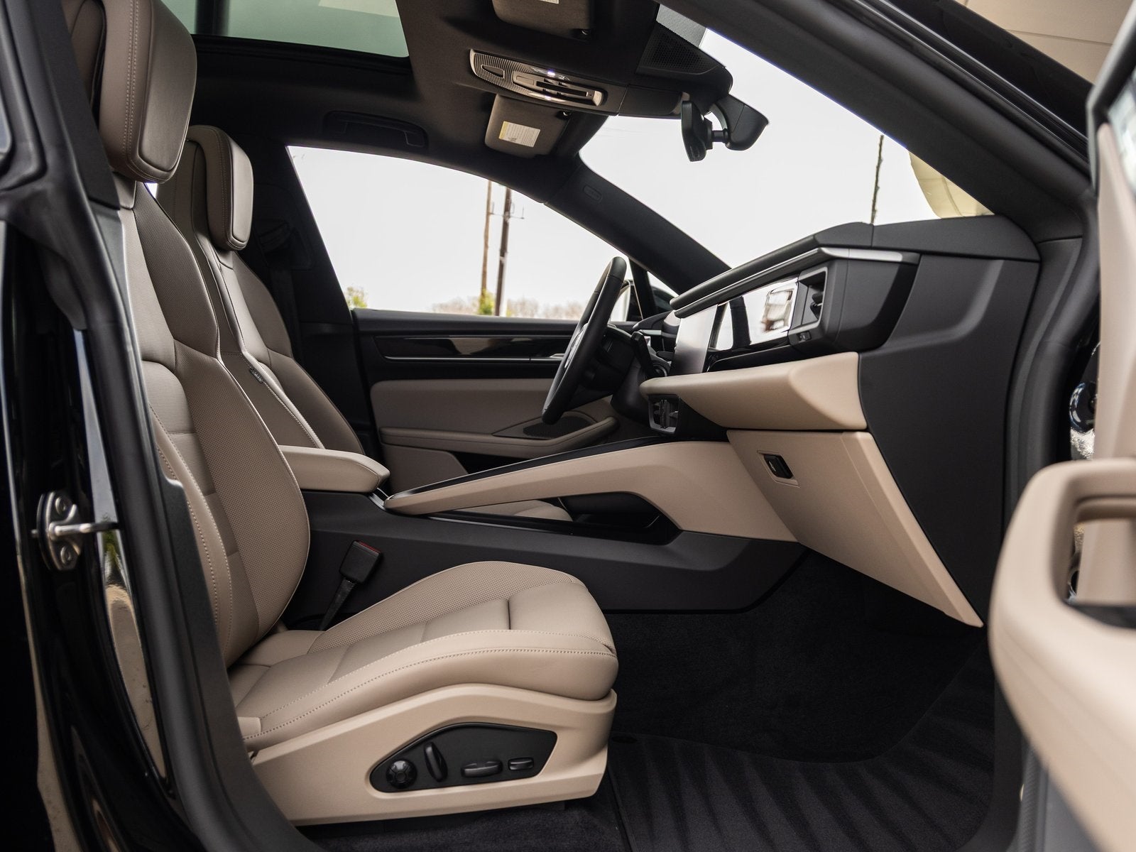 2025 Porsche Macan Electric Electric