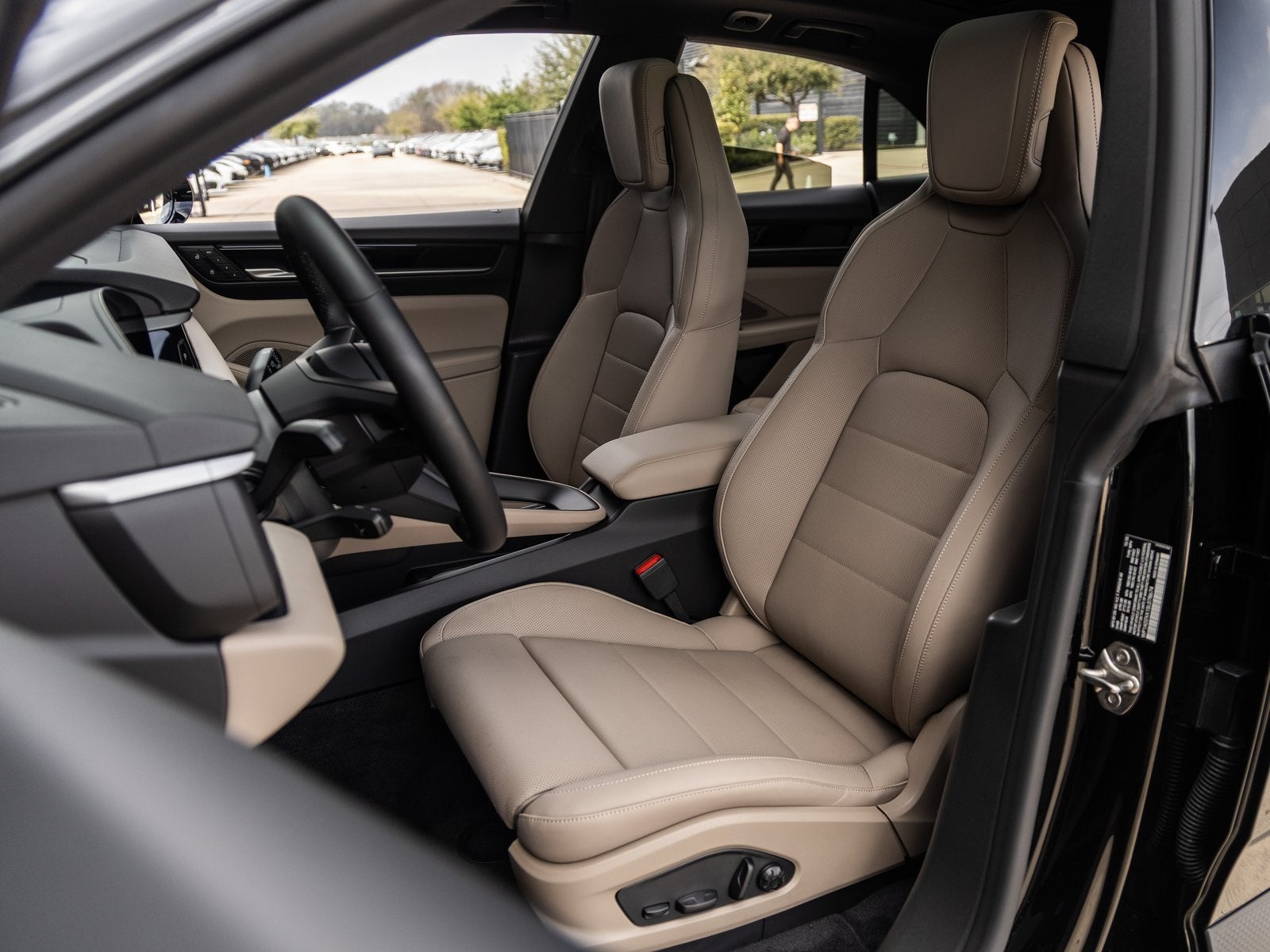 2025 Porsche Macan Electric Electric