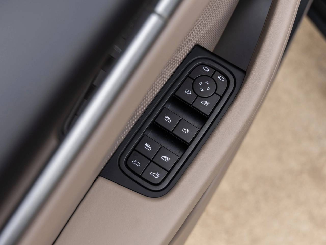 2025 Porsche Macan Electric Macan Electric