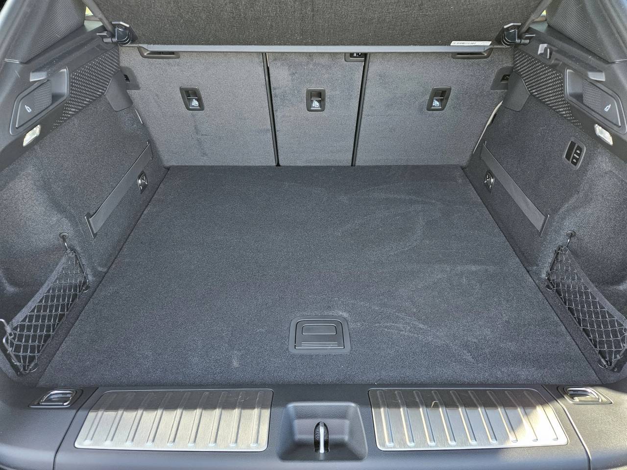 2025 Porsche Macan Electric Macan Electric