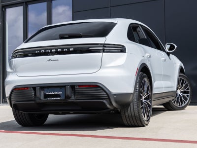 2026 Porsche Macan Electric