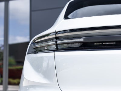 2026 Porsche Macan Electric