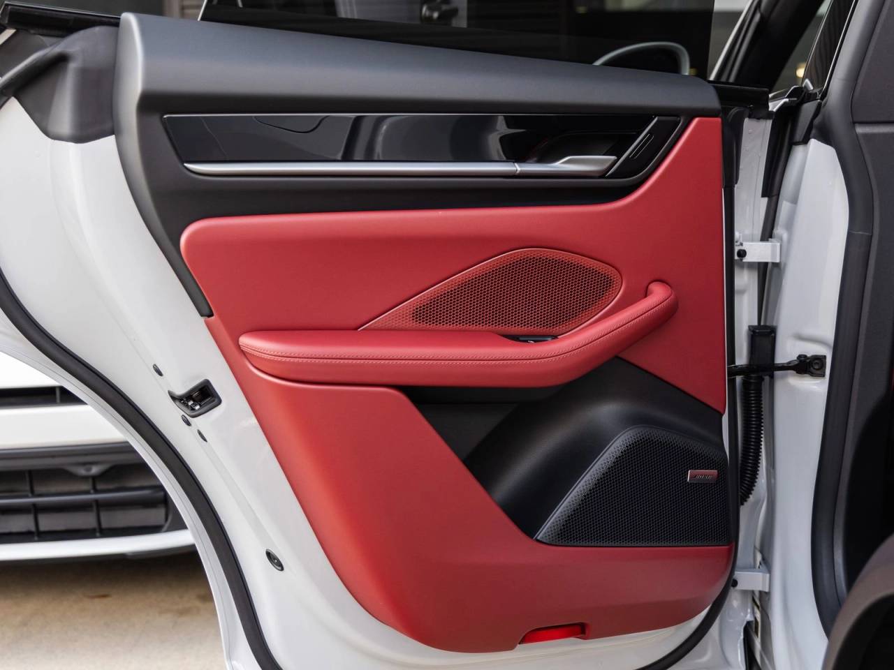 2026 Porsche Macan Electric