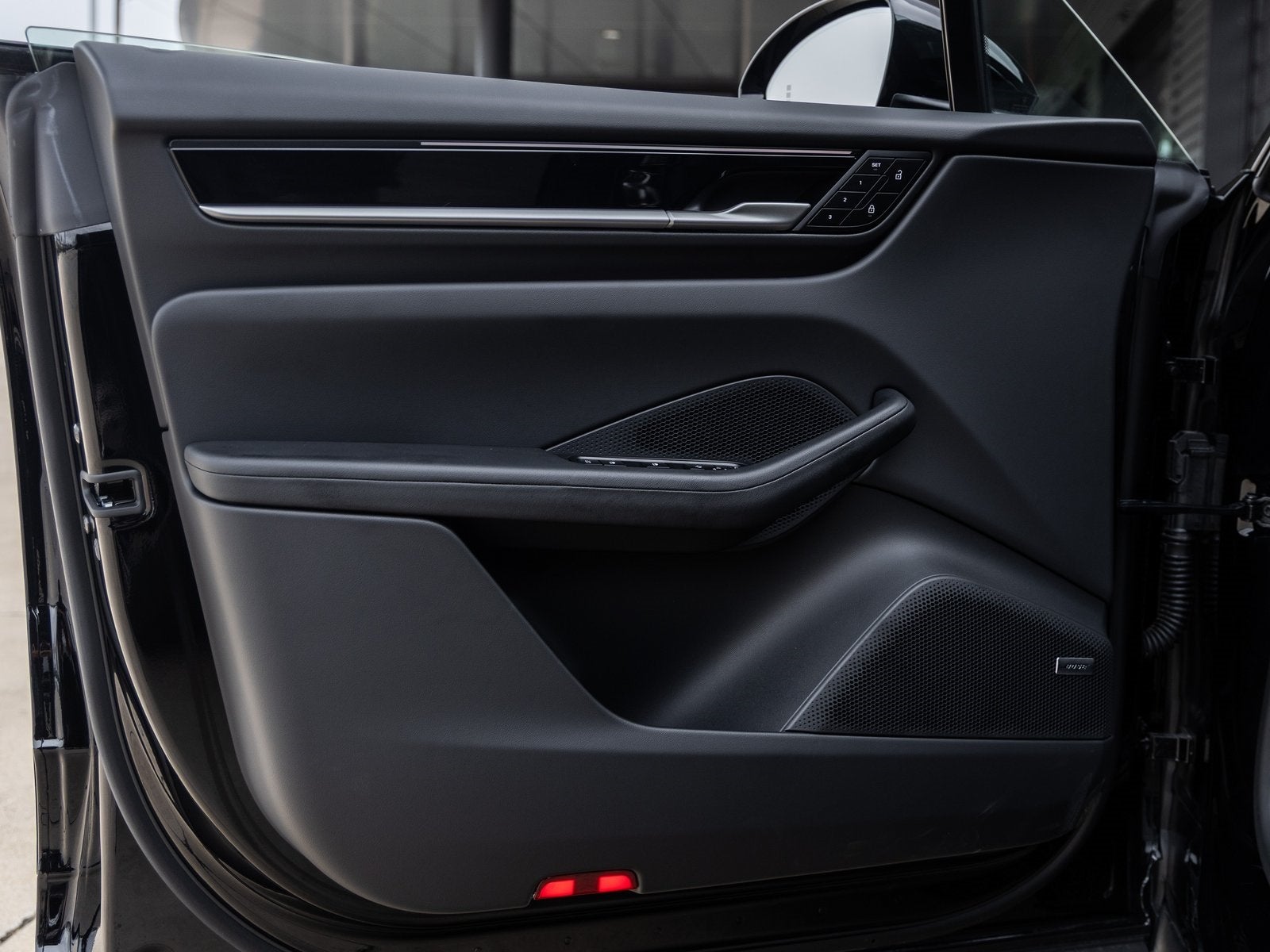 2025 Porsche Macan Electric Macan Electric