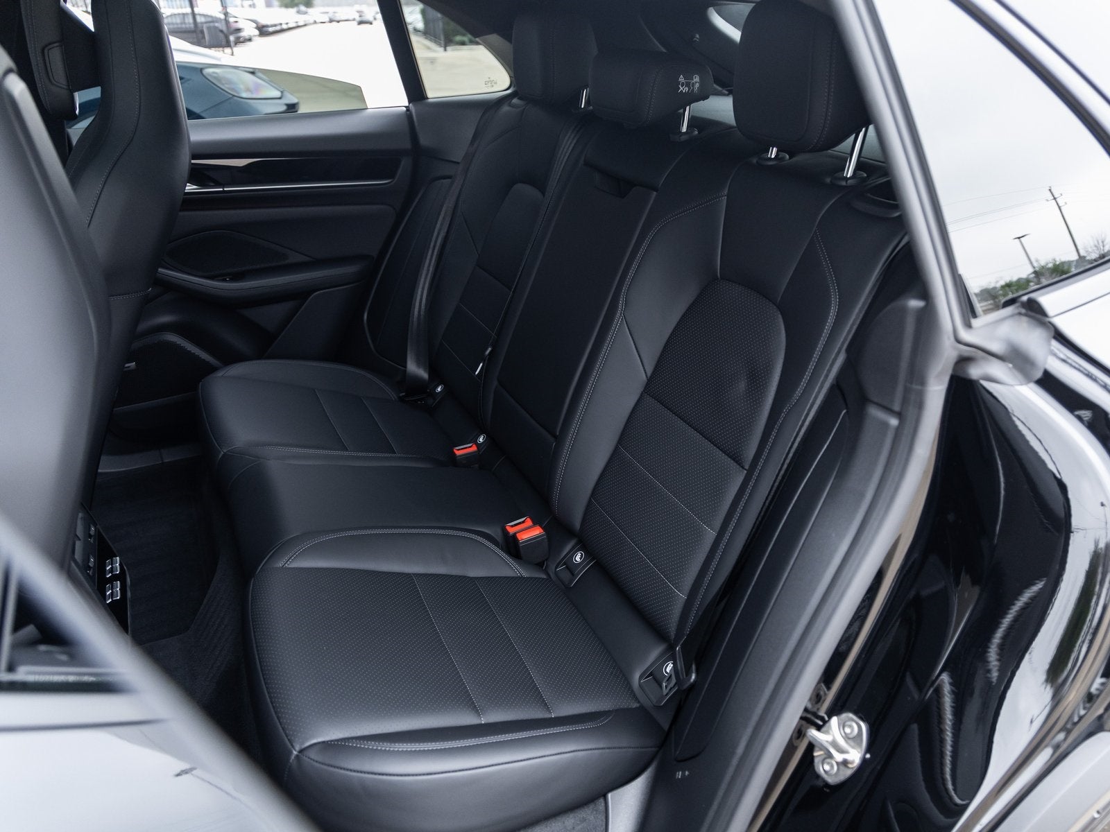 2025 Porsche Macan Electric Macan Electric