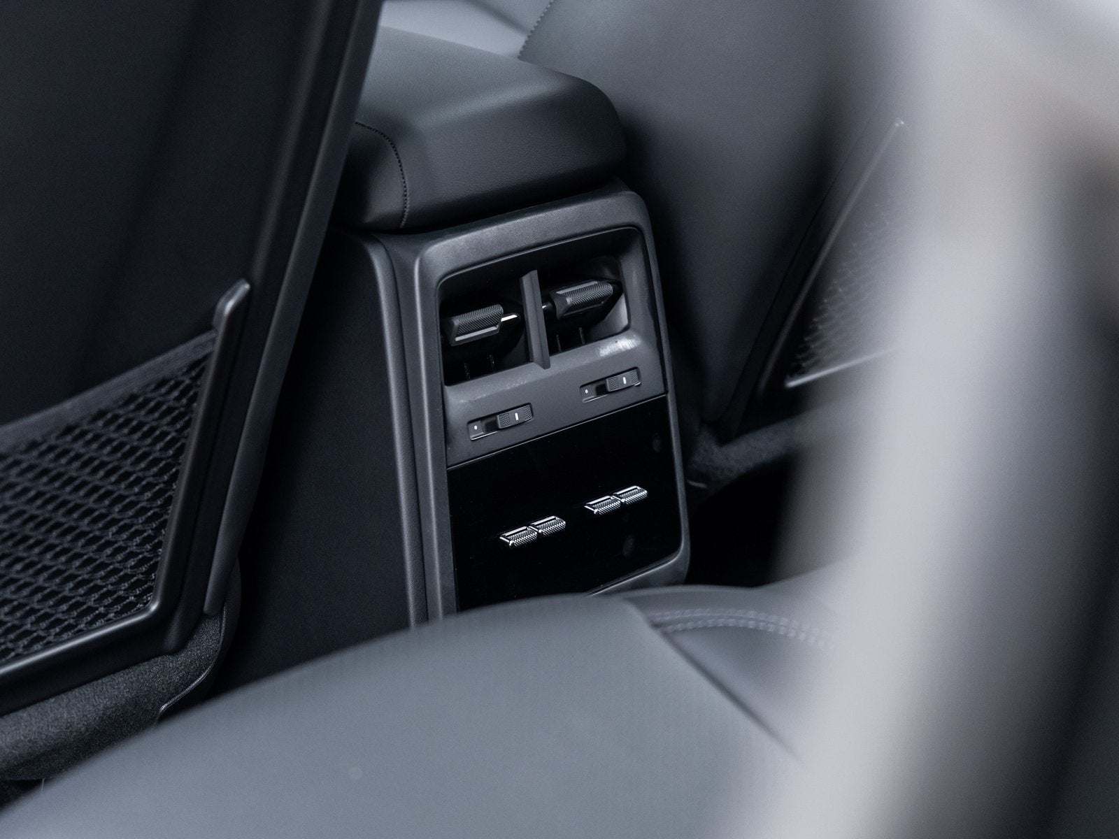 2025 Porsche Macan Electric Macan Electric