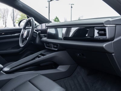 2025 Porsche Macan Electric Macan Electric