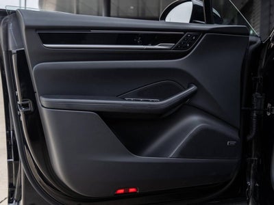 2025 Porsche Macan Electric Macan Electric