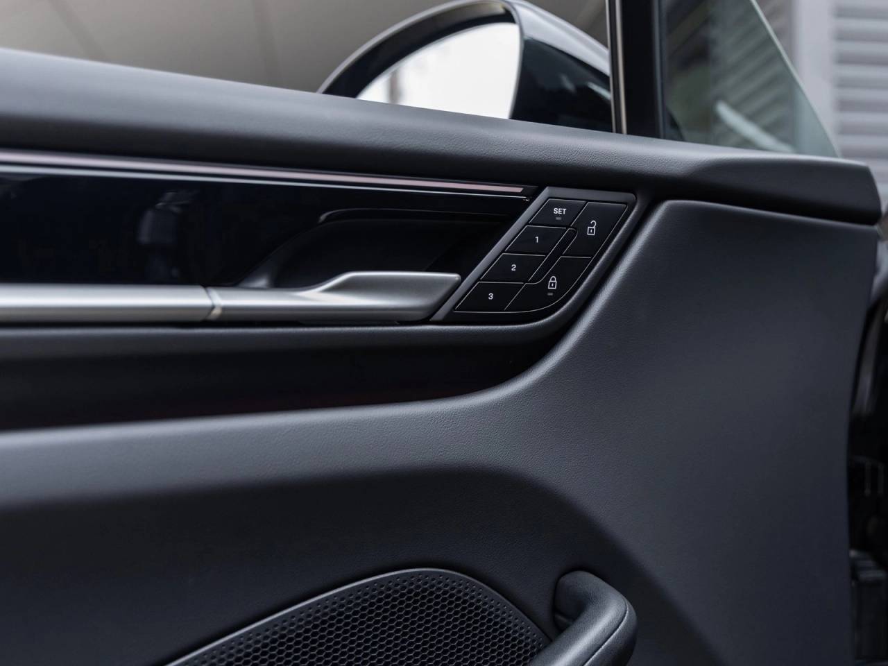 2025 Porsche Macan Electric Macan Electric