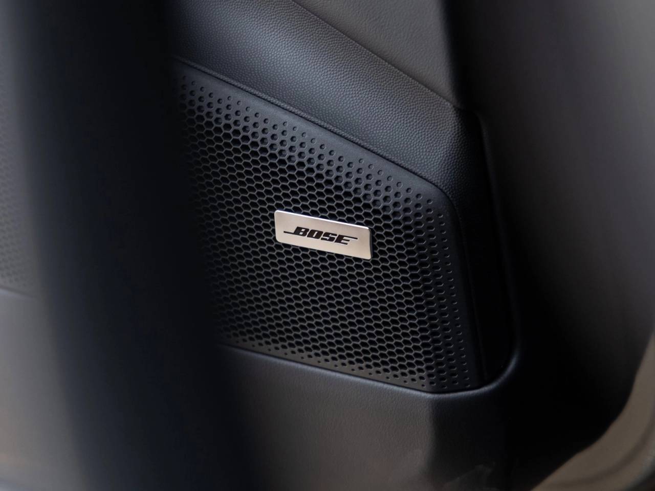 2025 Porsche Macan Electric Macan Electric