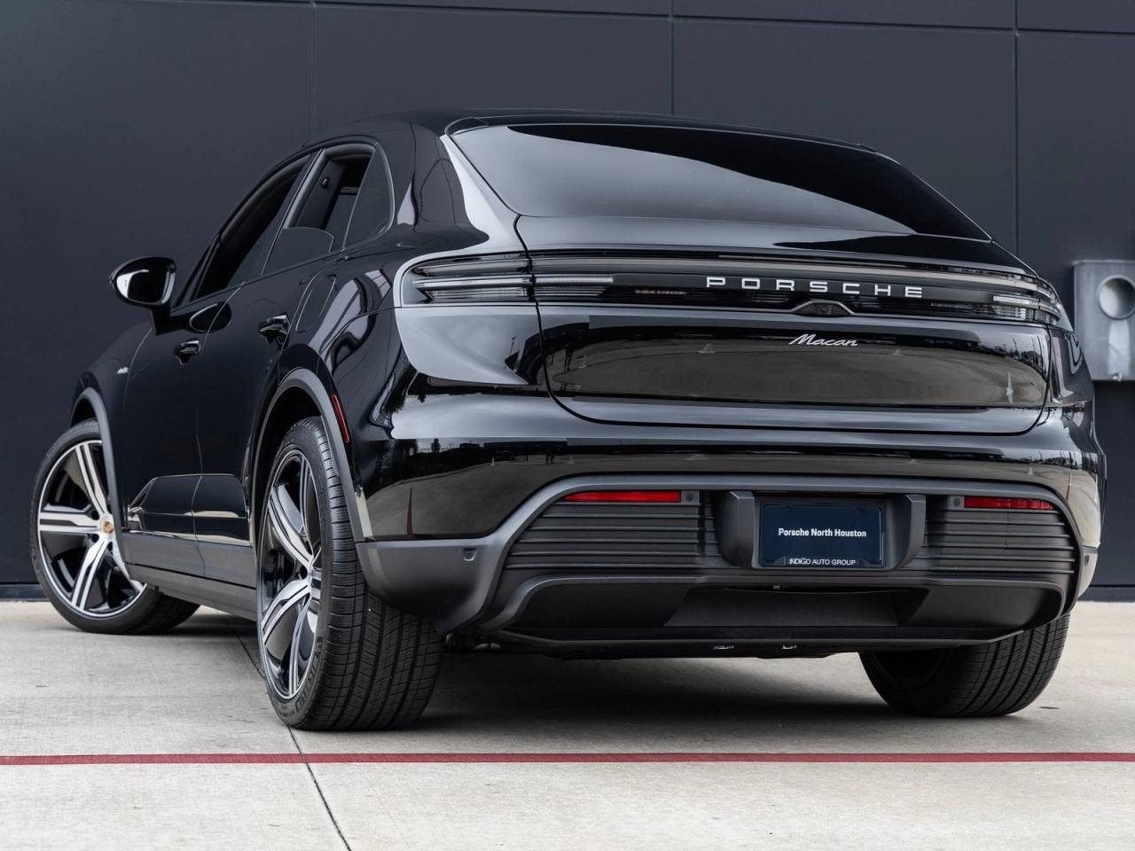 2025 Porsche Macan Electric Macan Electric