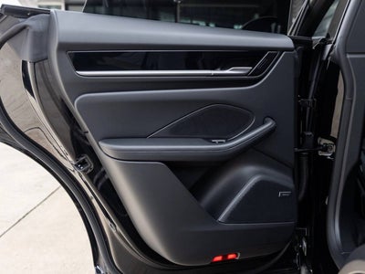 2025 Porsche Macan Electric Macan Electric