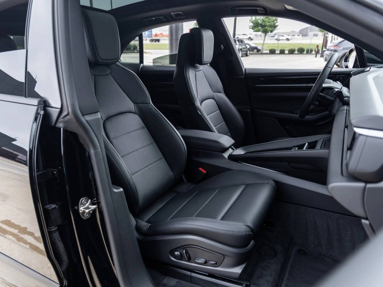 2025 Porsche Macan Electric Macan Electric