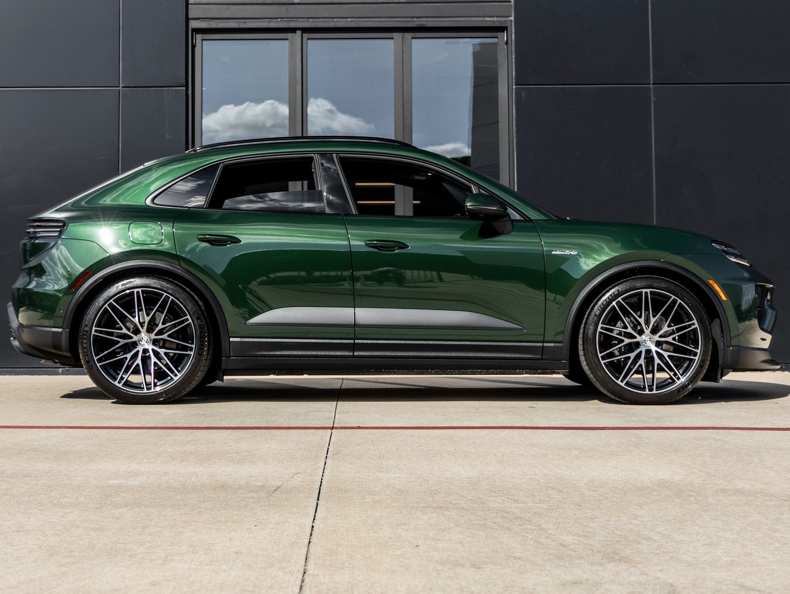 2025 Porsche Macan Electric Macan Electric