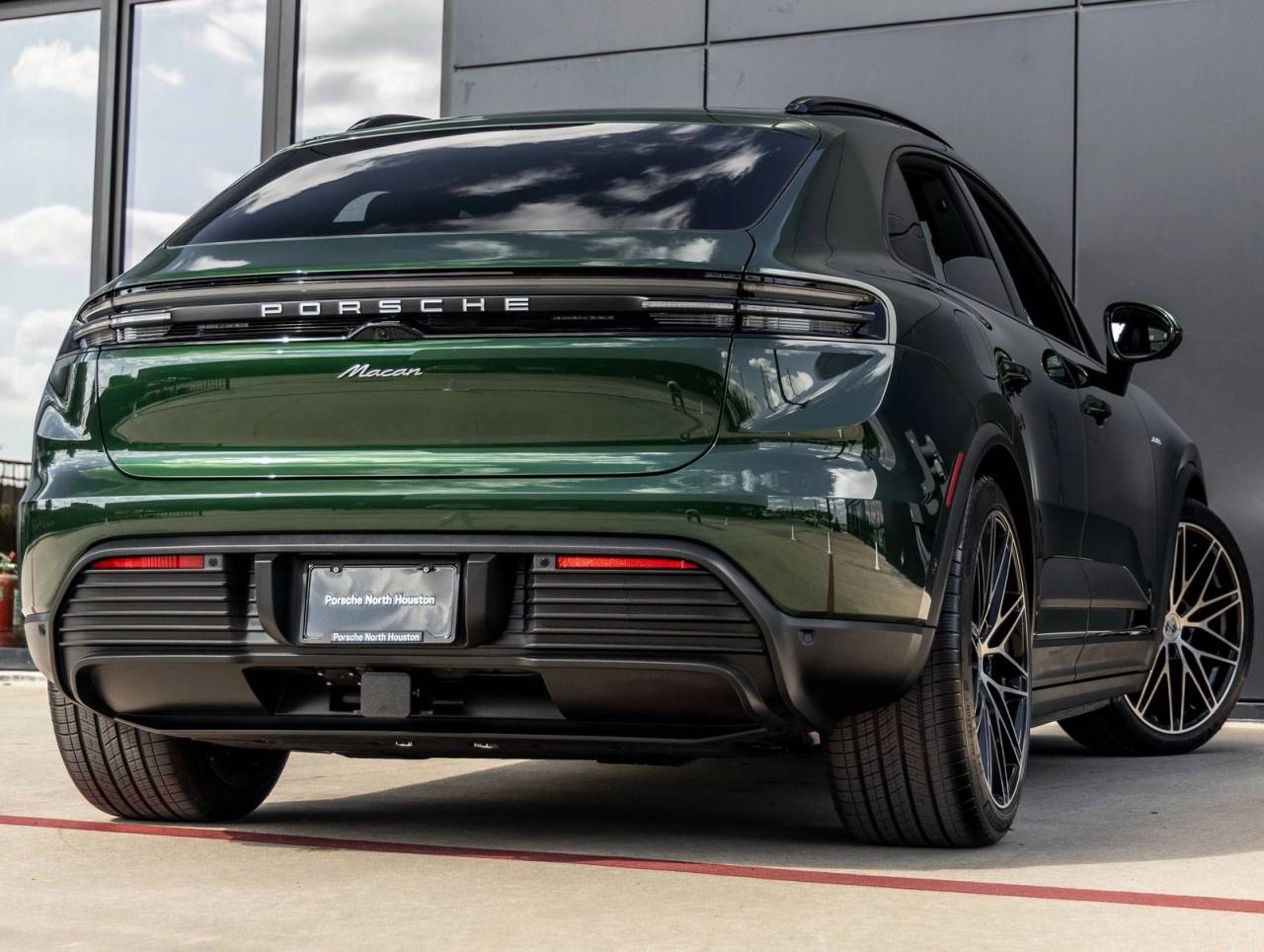 2025 Porsche Macan Electric Macan Electric