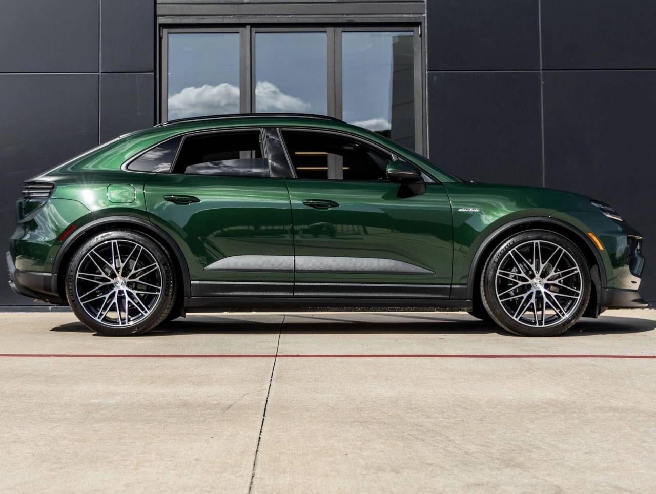 2025 Porsche Macan Electric Macan Electric