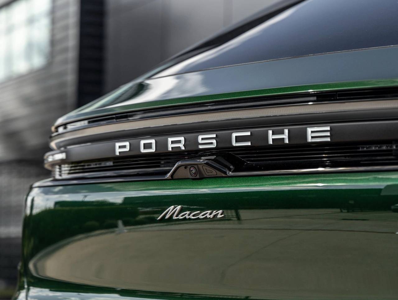 2025 Porsche Macan Electric Macan Electric