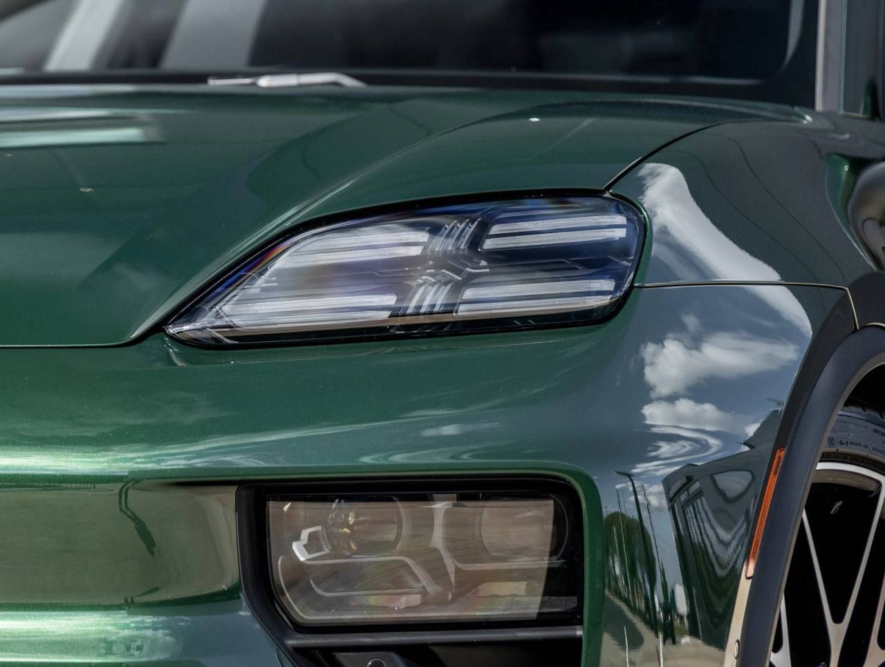 2025 Porsche Macan Electric Macan Electric