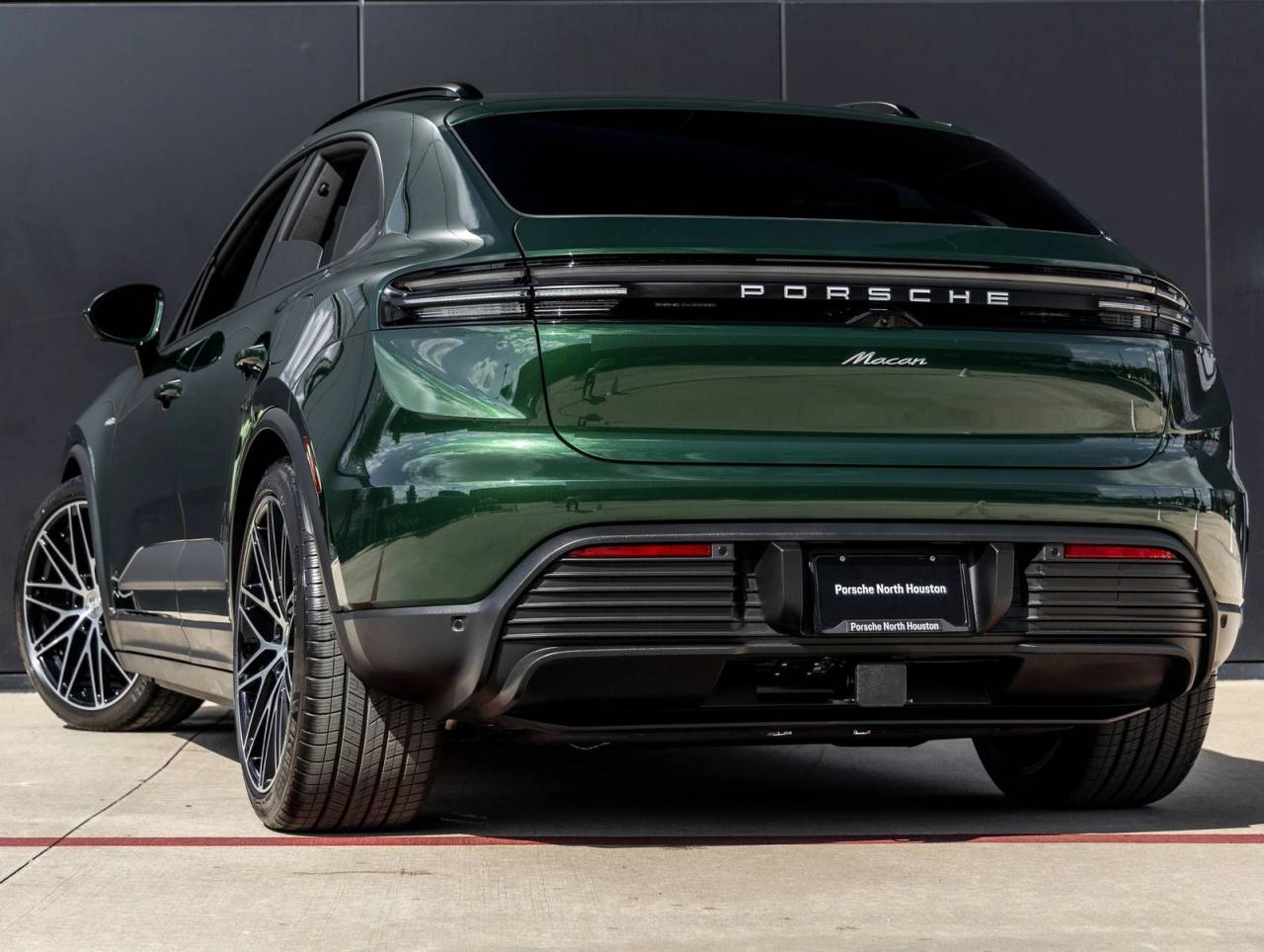 2025 Porsche Macan Electric Macan Electric