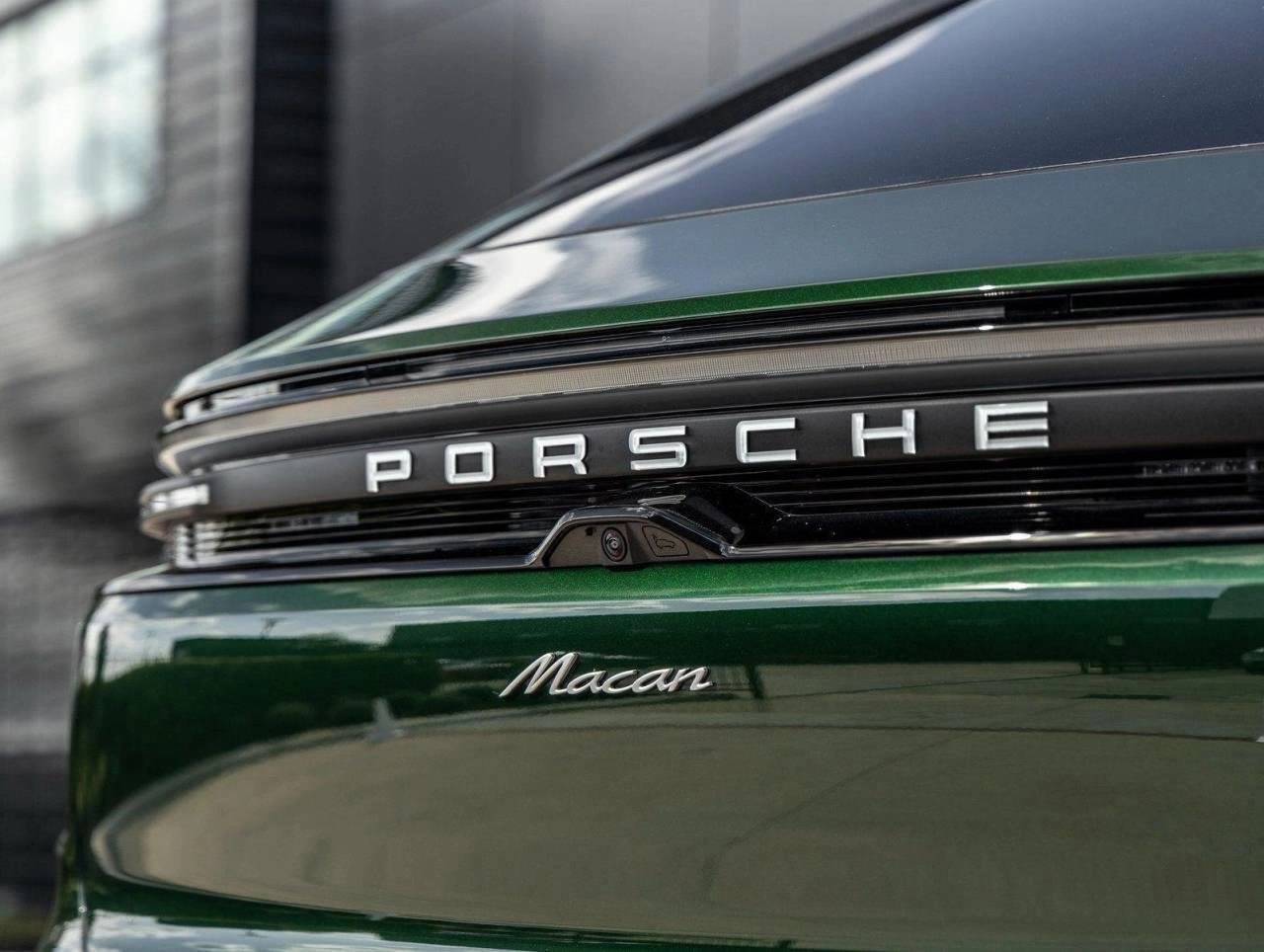 2025 Porsche Macan Electric Macan Electric