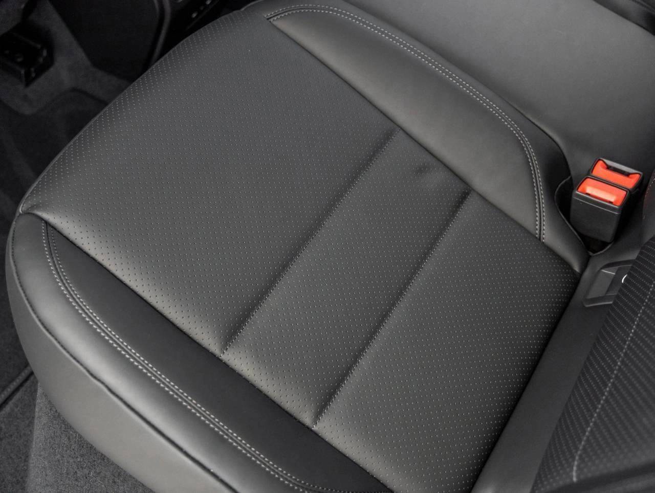 2025 Porsche Macan Electric Macan Electric