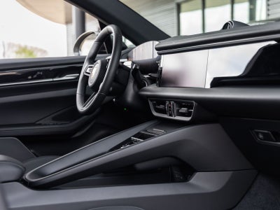 2026 Porsche Macan Electric Macan Electric