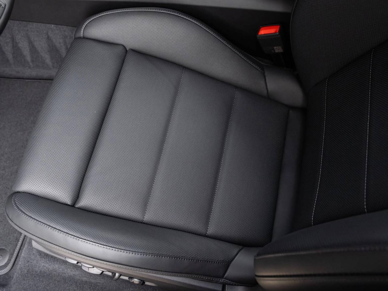 2026 Porsche Macan Electric Macan Electric