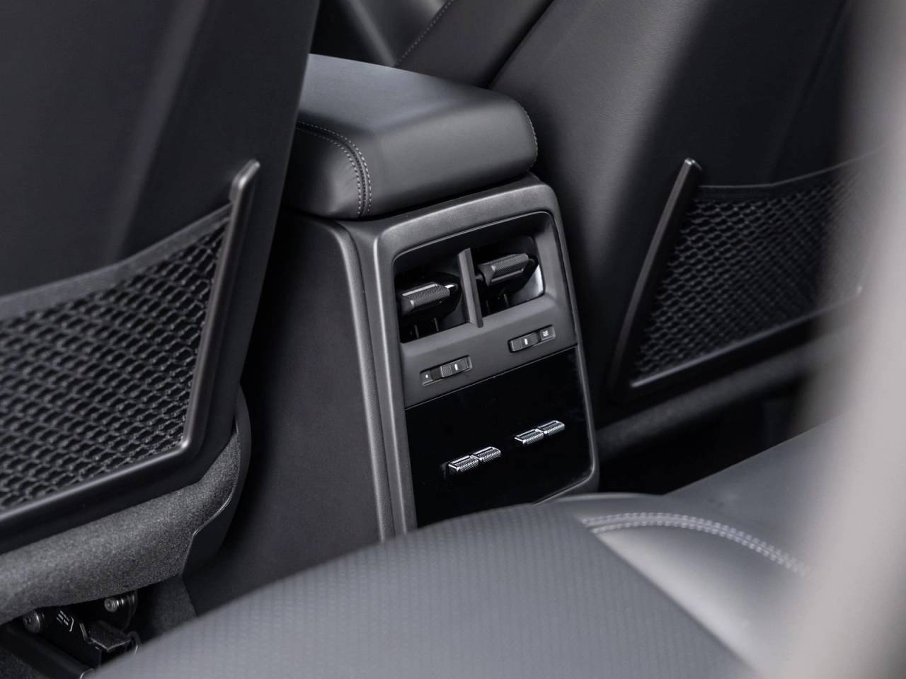 2026 Porsche Macan Electric Macan Electric