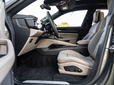 2025 Porsche Macan Electric Macan Electric