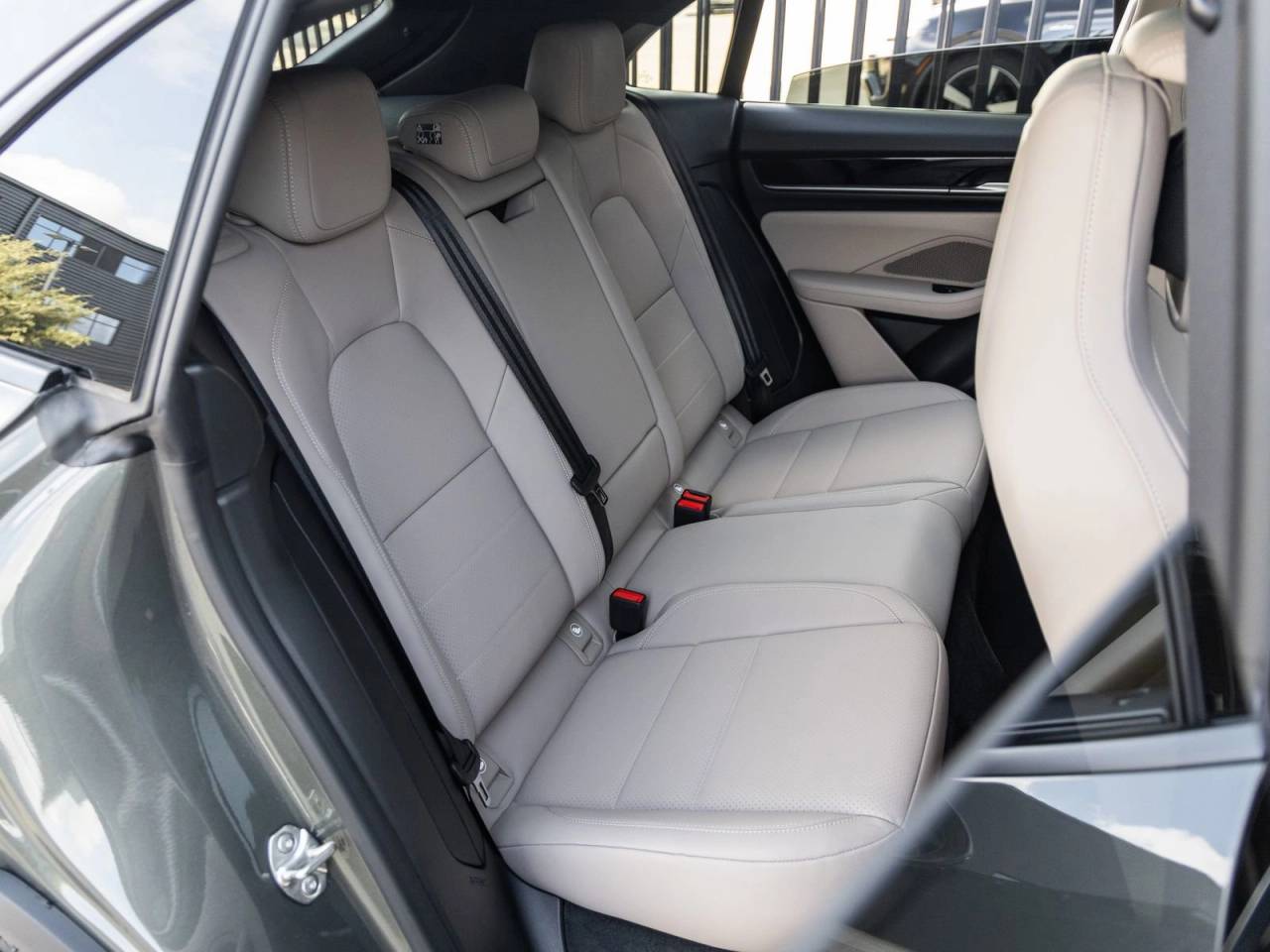 2025 Porsche Macan Electric Macan Electric