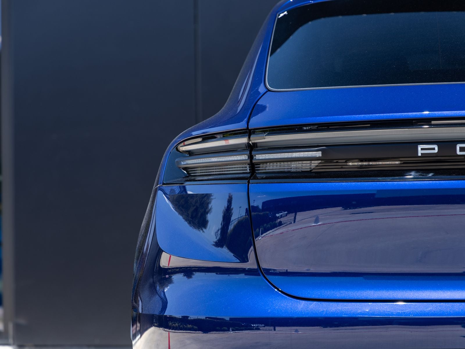 2025 Porsche Macan Electric