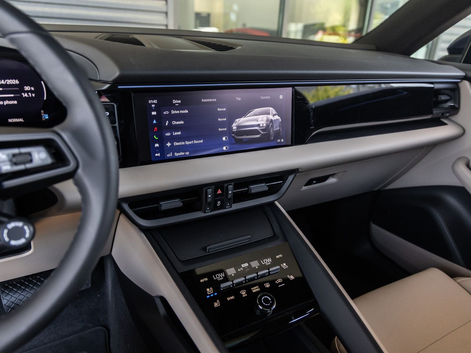 2025 Porsche Macan Electric