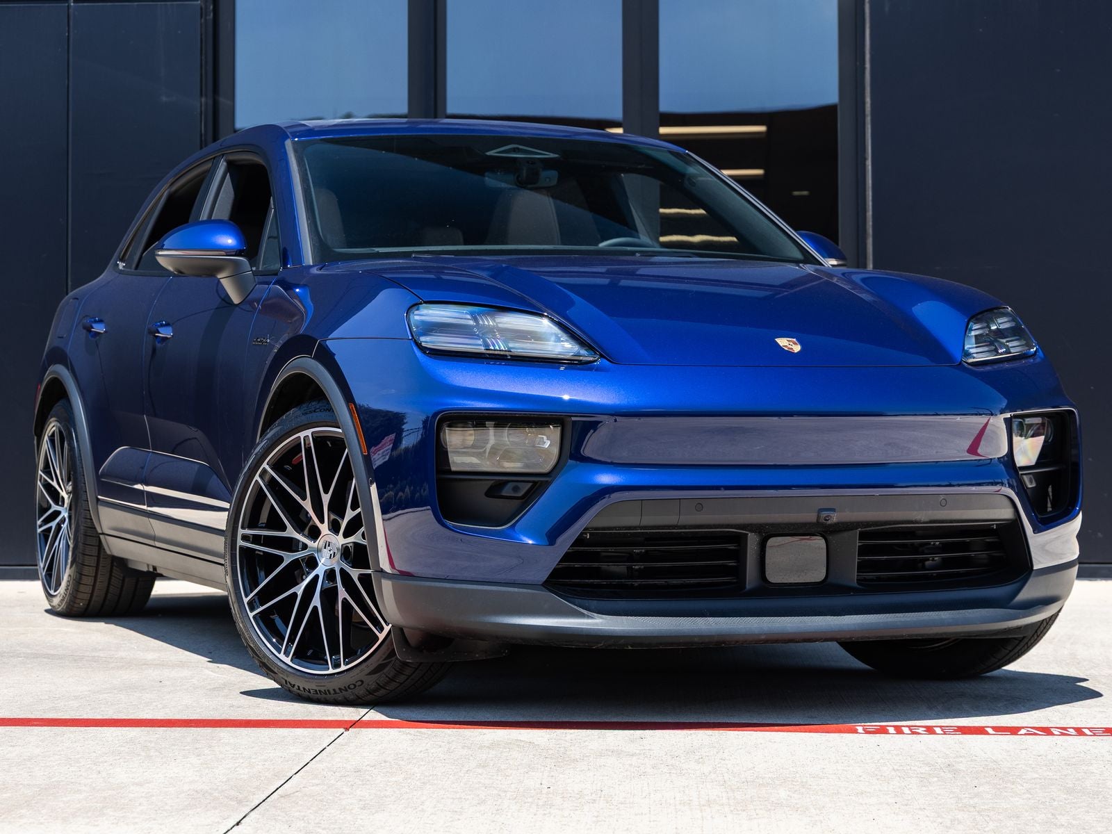2025 Porsche Macan Electric