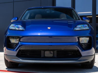 2025 Porsche Macan Electric