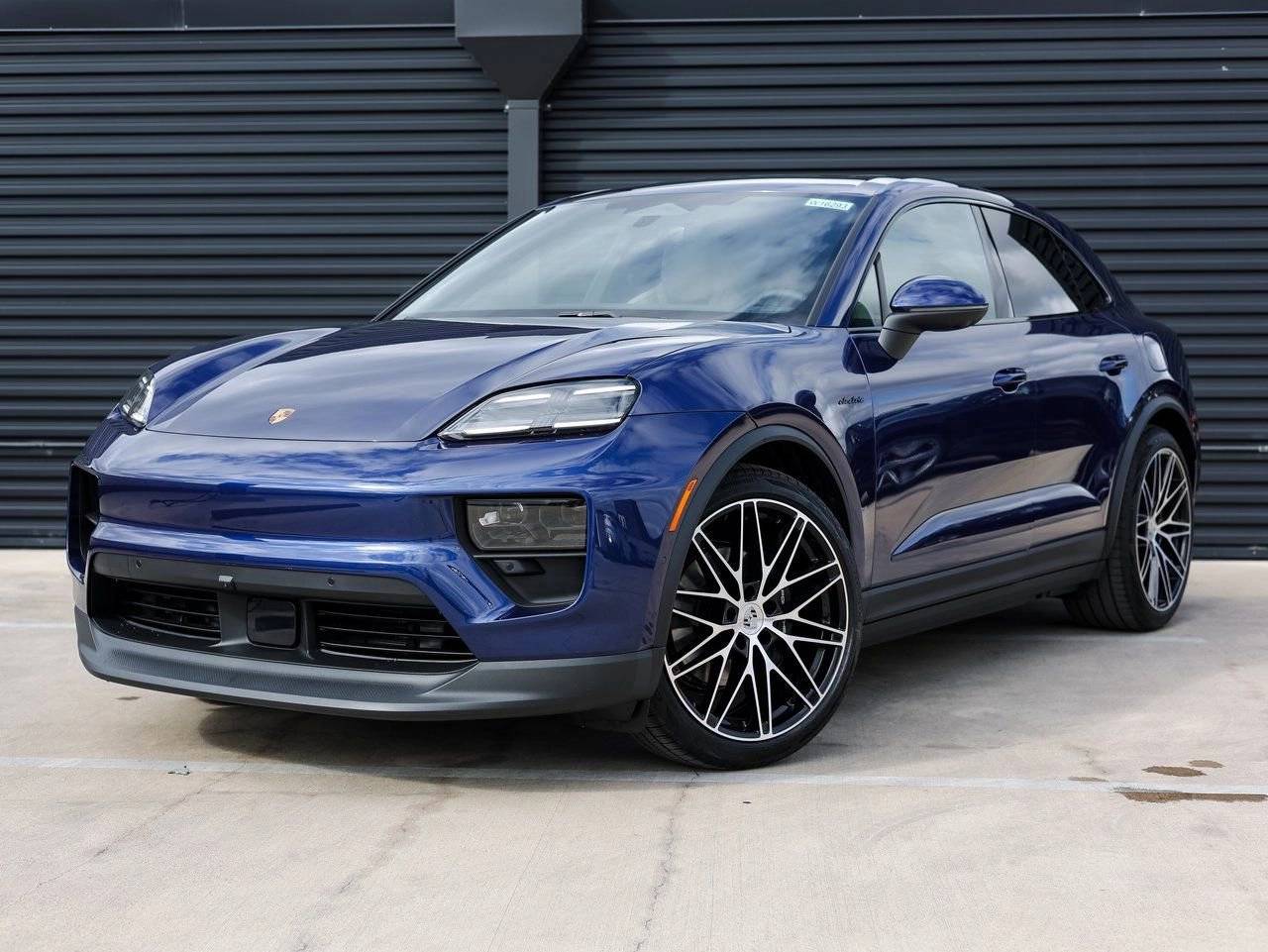 2025 Porsche Macan Electric