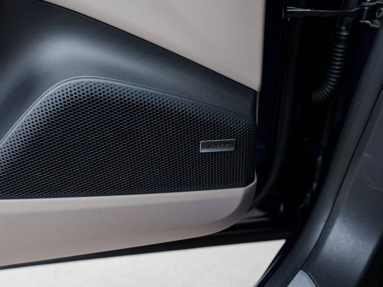 2025 Porsche Macan Electric