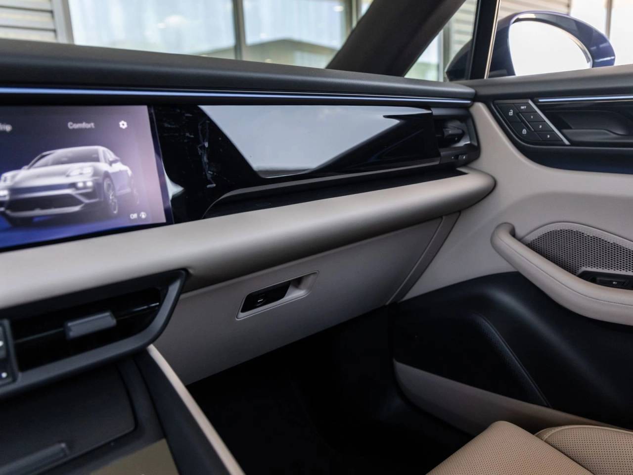 2025 Porsche Macan Electric