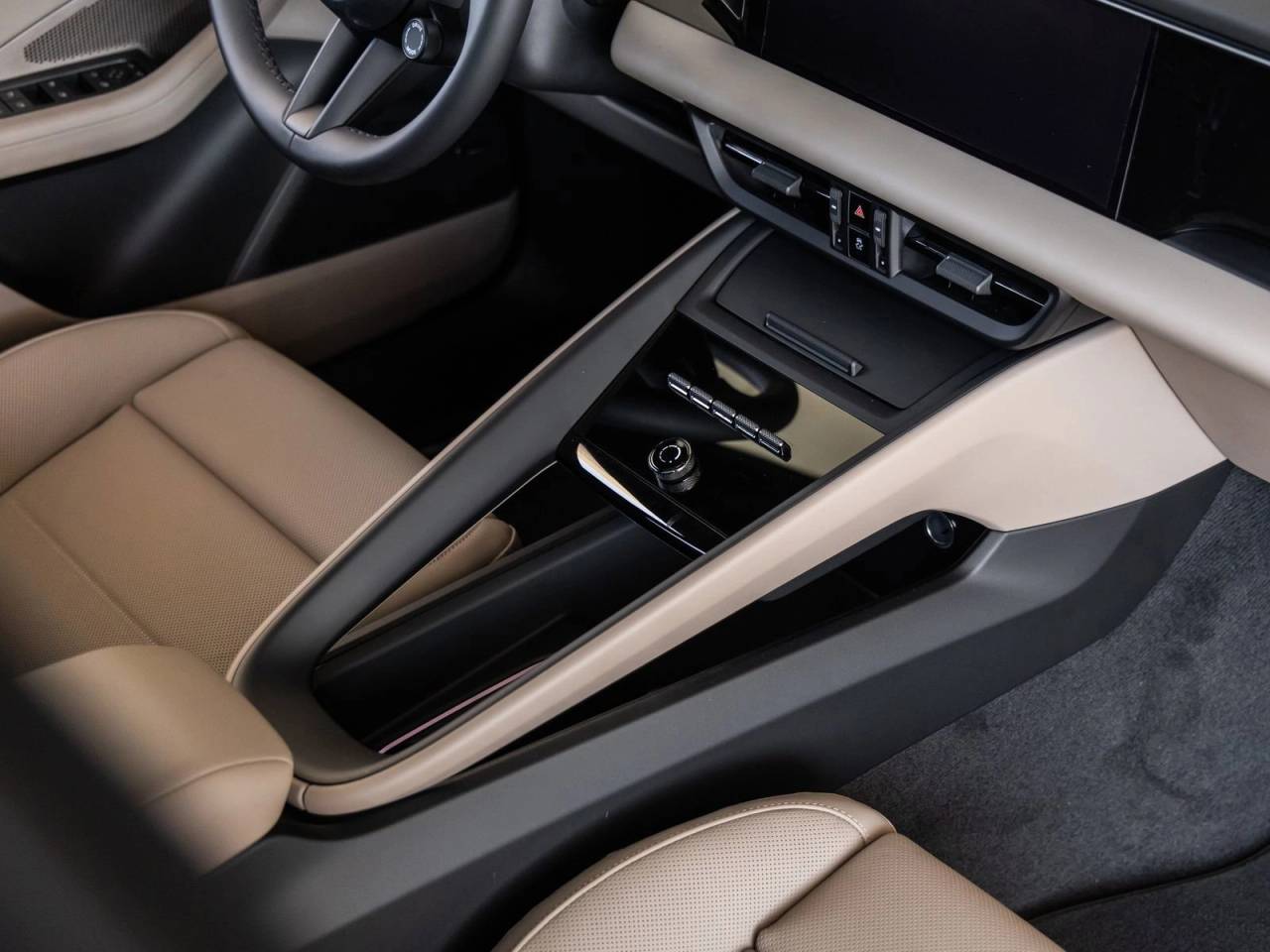 2025 Porsche Macan Electric