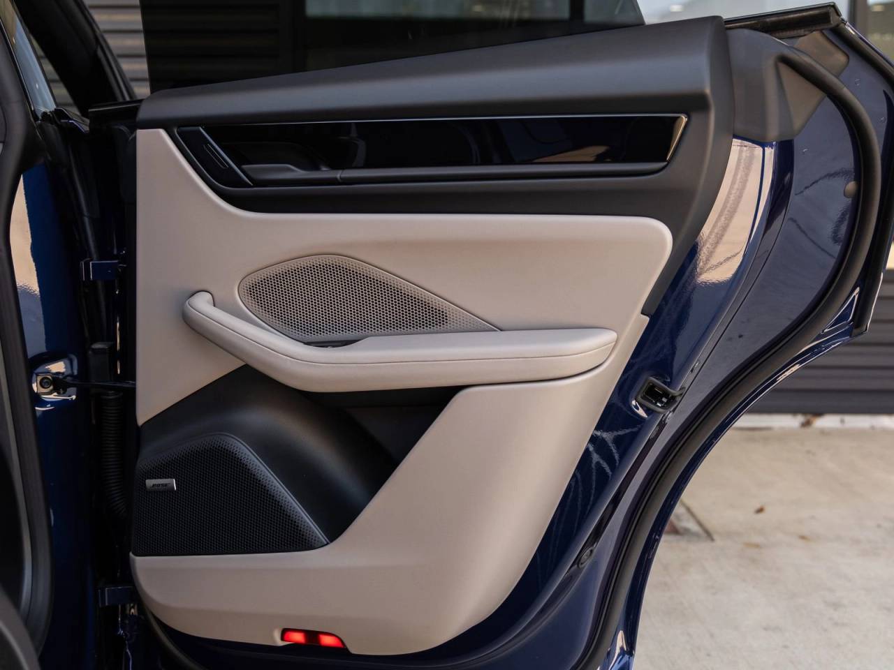 2025 Porsche Macan Electric