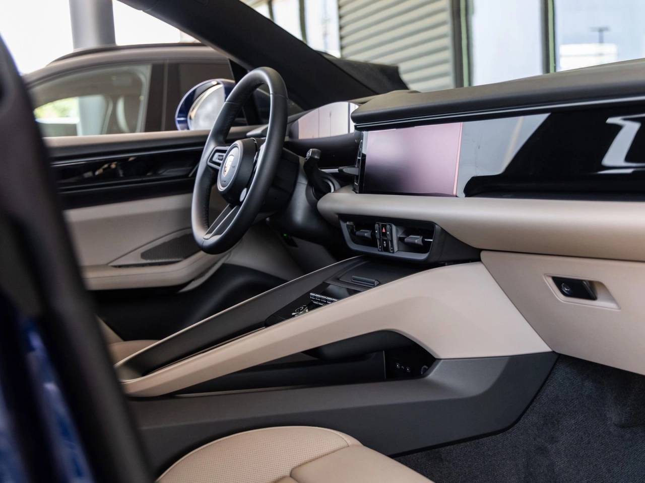 2025 Porsche Macan Electric