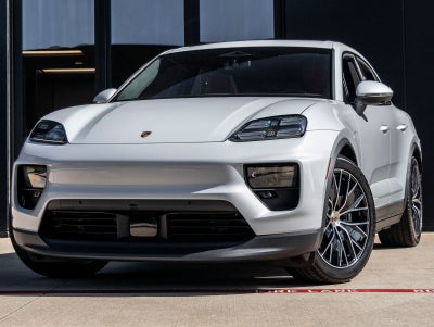 2026 Porsche Macan Macan Electric