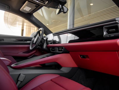 2026 Porsche Macan Macan Electric