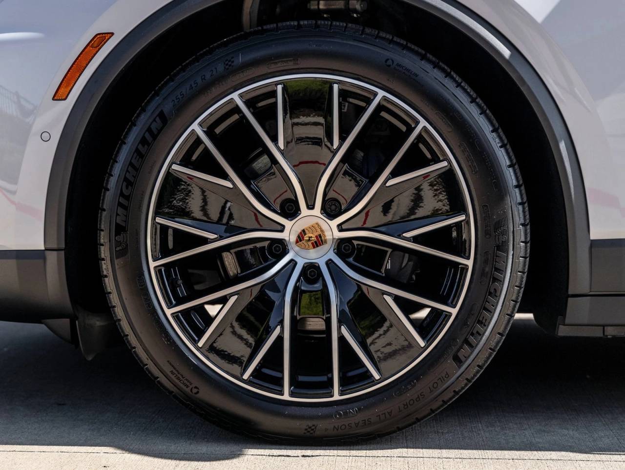 2026 Porsche Macan Macan Electric