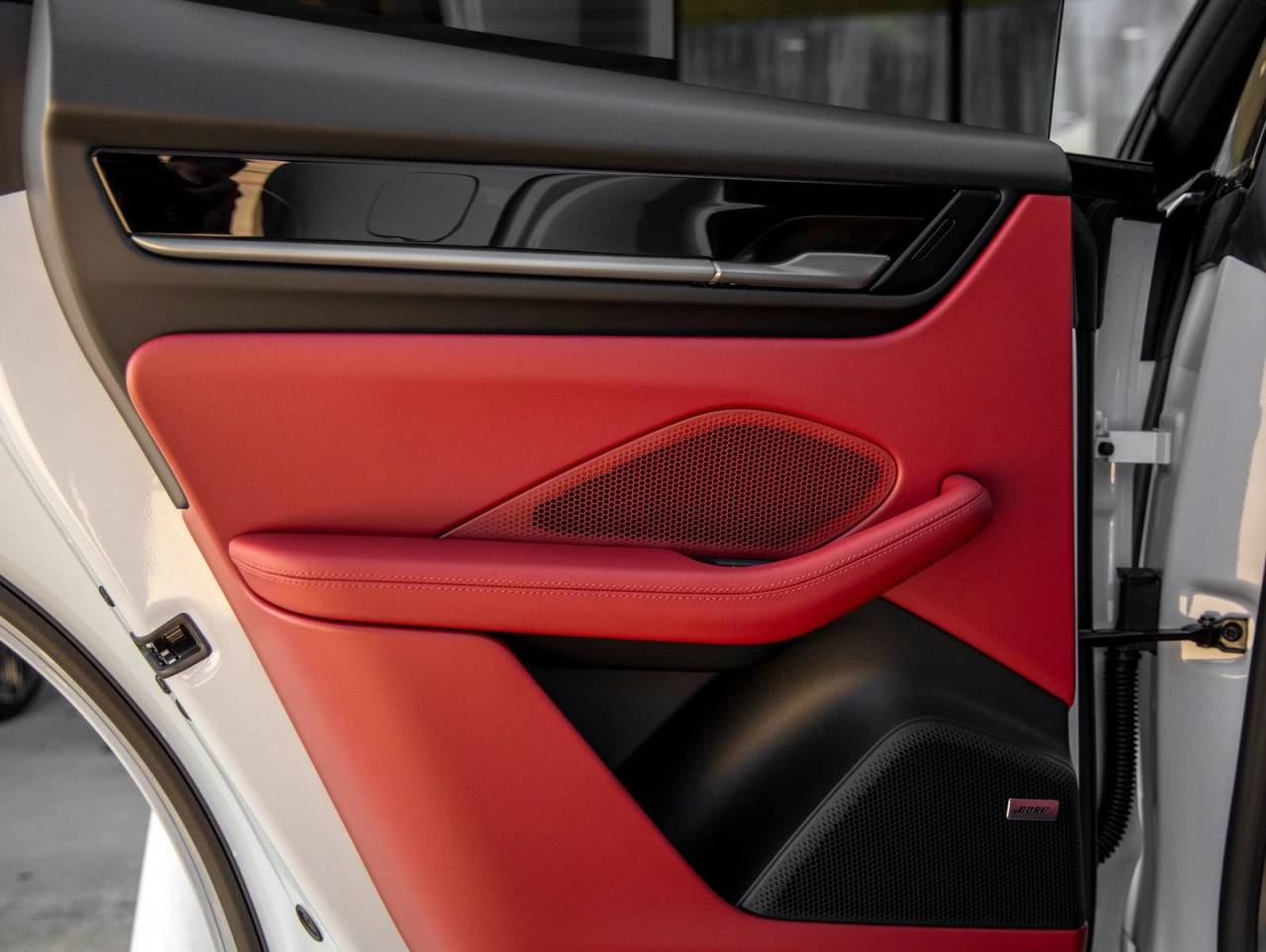 2026 Porsche Macan Macan Electric