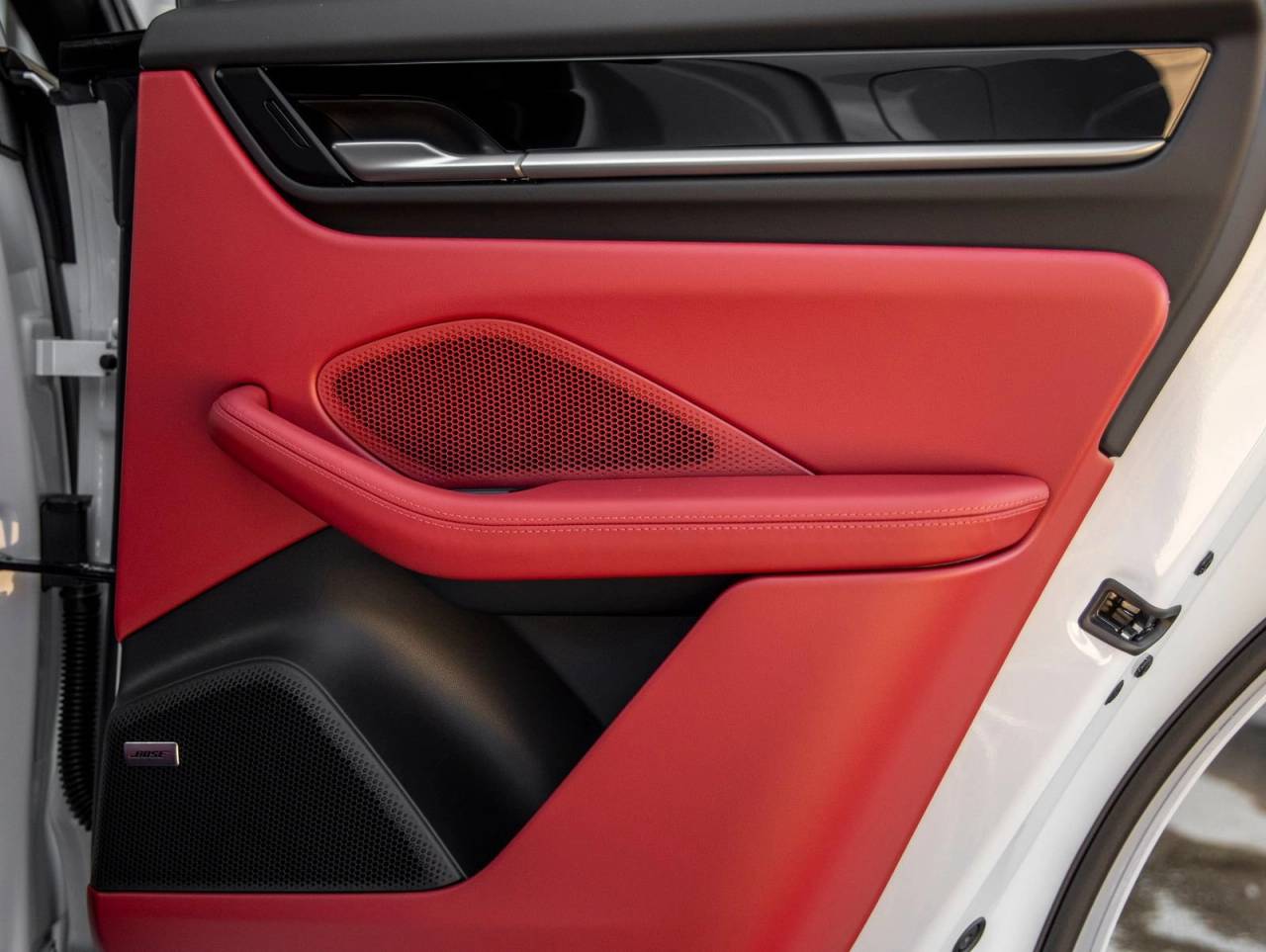 2026 Porsche Macan Macan Electric