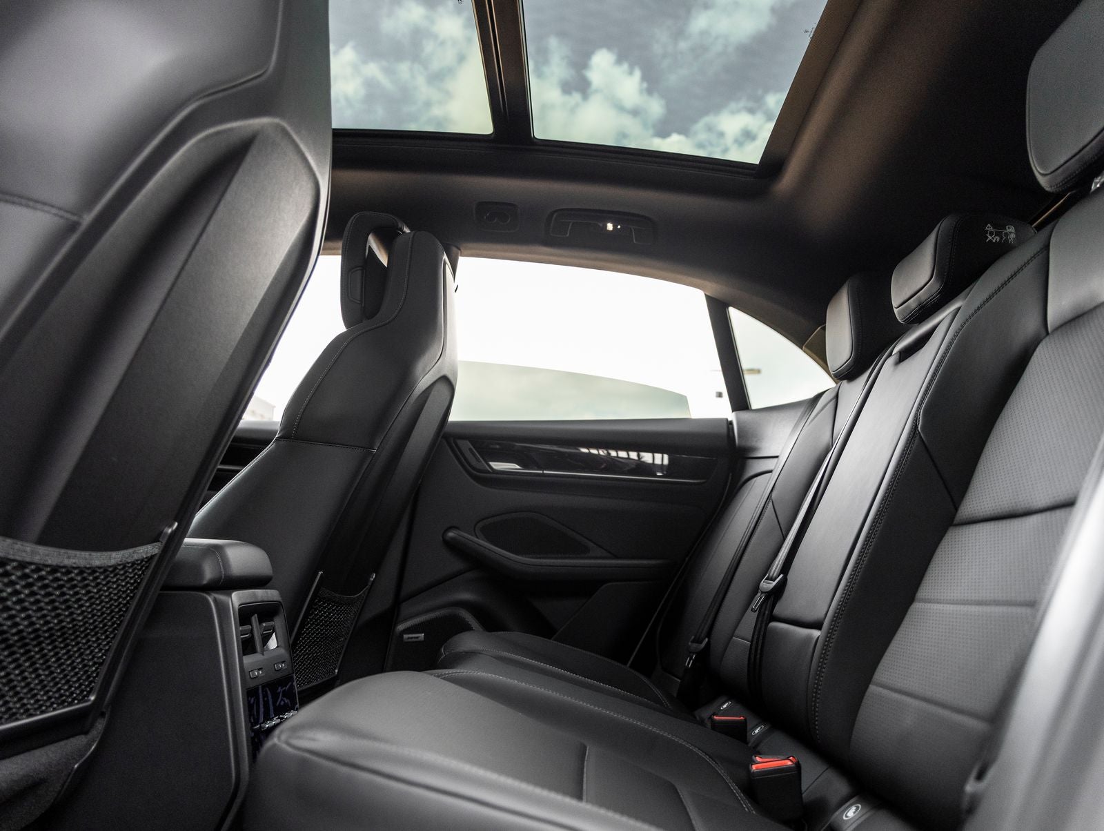 2025 Porsche Macan Electric Macan Electric