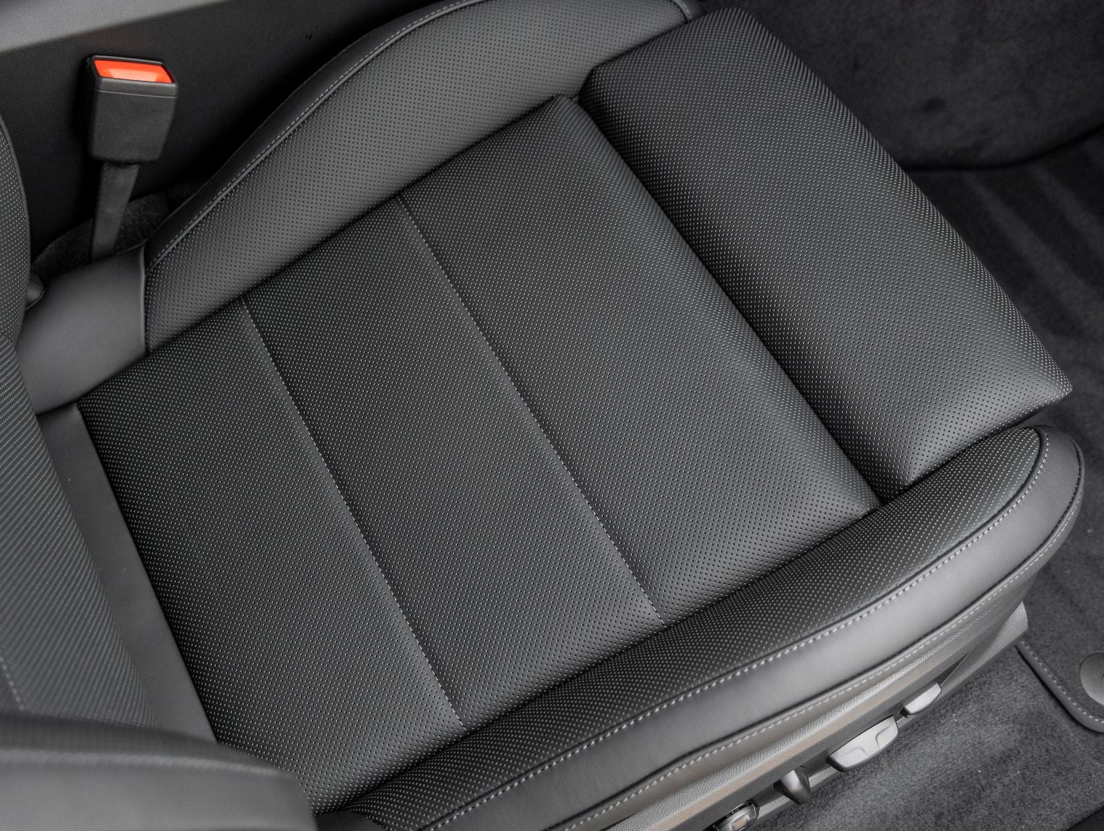 2025 Porsche Macan Electric Macan Electric