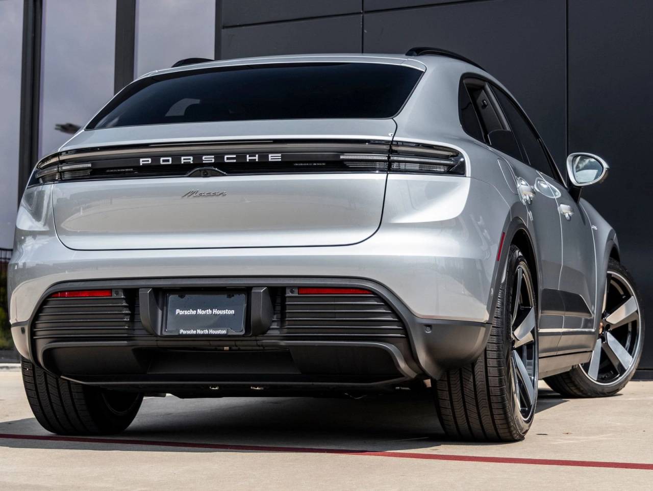 2025 Porsche Macan Electric Macan Electric
